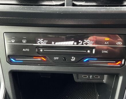 Volkswagen Polo 1.0 Polo Style TSi 5dr 57