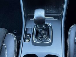 Volvo XC40 1.5 XC40 R-Design T3 5dr 45