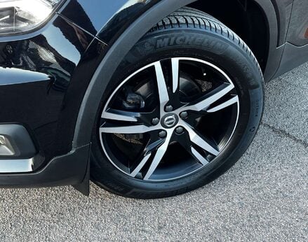 Volvo XC40 1.5 XC40 R-Design T3 5dr 3