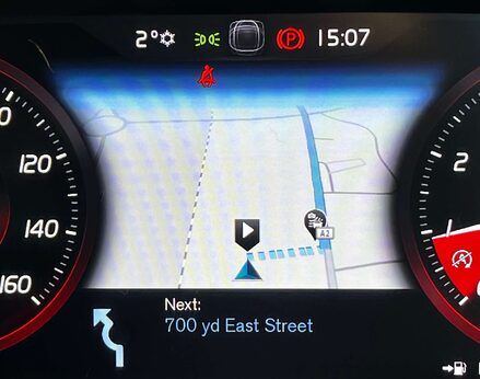 Volvo XC40 1.5 XC40 R-Design T3 5dr 23