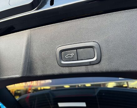 Volvo XC40 1.5 XC40 R-Design T3 5dr 61