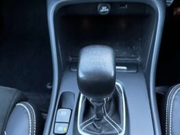 Volvo XC40 1.5 XC40 R-Design T3 5dr 44