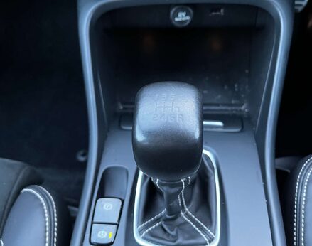 Volvo XC40 1.5 XC40 R-Design T3 5dr 44