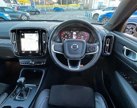 Volvo XC40 1.5 XC40 R-Design T3 5dr 19
