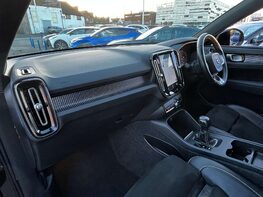 Volvo XC40 1.5 XC40 R-Design T3 5dr 17