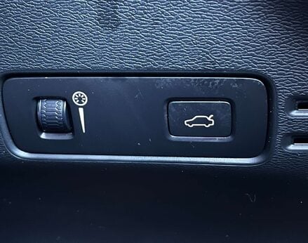 Volvo XC40 1.5 XC40 R-Design T3 5dr 51