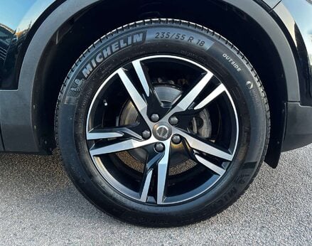 Volvo XC40 1.5 XC40 R-Design T3 5dr 16