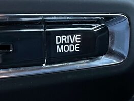 Volvo XC40 1.5 XC40 R-Design T3 5dr 42