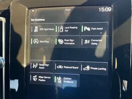 Volvo XC40 1.5 XC40 R-Design T3 5dr 30