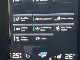 Volvo XC40 1.5 XC40 R-Design Pro T3 Auto 5dr 30