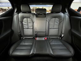 Volvo XC40 1.5 XC40 R-Design Pro T3 Auto 5dr 63