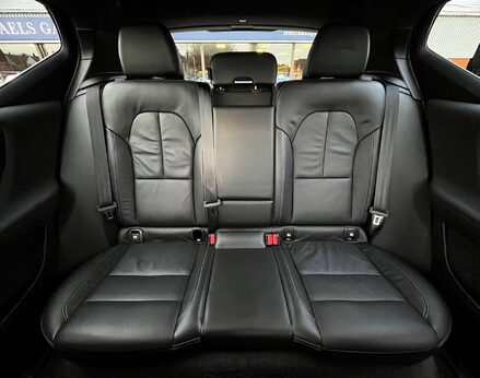 Volvo XC40 1.5 XC40 R-Design Pro T3 Auto 5dr 63