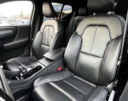 Volvo XC40 1.5 XC40 R-Design Pro T3 Auto 5dr 62