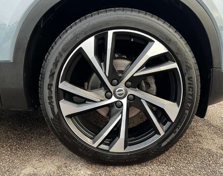 Volvo XC40 1.5 XC40 R-Design Pro T3 Auto 5dr 15