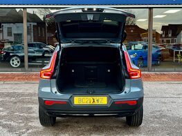 Volvo XC40 1.5 XC40 R-Design Pro T3 Auto 5dr 64