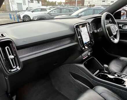 Volvo XC40 1.5 XC40 R-Design Pro T3 Auto 5dr 17