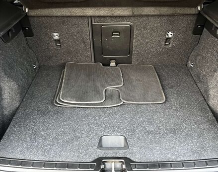 Volvo XC40 1.5 XC40 R-Design Pro T3 Auto 5dr 66