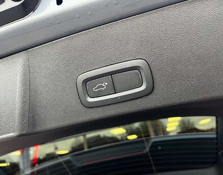 Volvo XC40 1.5 XC40 R-Design Pro T3 Auto 5dr 69