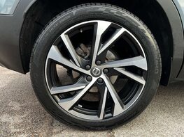 Volvo XC40 1.5 XC40 R-Design Pro T3 Auto 5dr 14