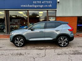 Volvo XC40 1.5 XC40 R-Design Pro T3 Auto 5dr 11