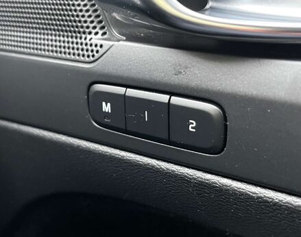 Volvo XC40 1.5 XC40 R-Design Pro T3 Auto 5dr 61