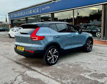 Volvo XC40 1.5 XC40 R-Design Pro T3 Auto 5dr 8