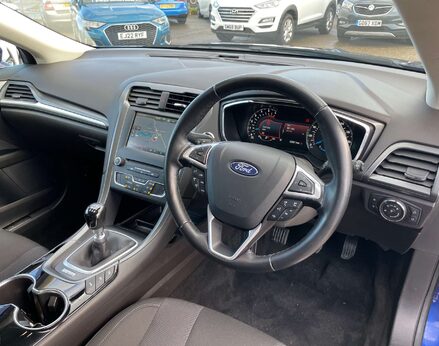 Ford Mondeo 2.0 Mondeo Titanium TDCI 5dr 17