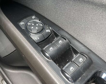 Ford Mondeo 2.0 Mondeo Titanium TDCI 5dr 52