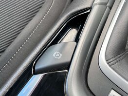 Ford Mondeo 2.0 Mondeo Titanium TDCI 5dr 41