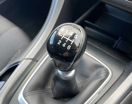 Ford Mondeo 2.0 Mondeo Titanium TDCI 5dr 40