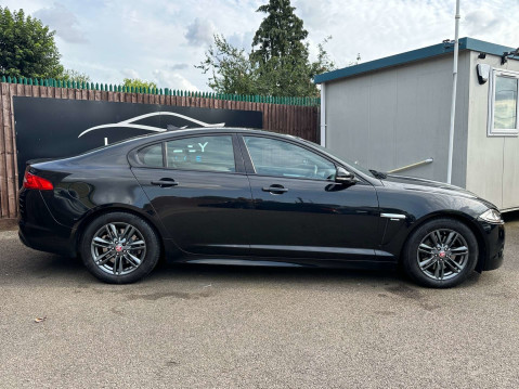 Jaguar XF 2.2 XF R-Sport D Auto 4dr 4