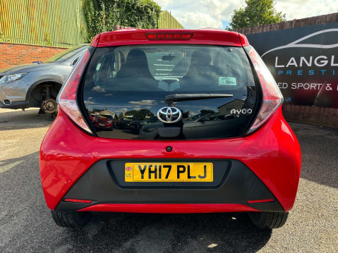 Toyota Aygo 1.0 Aygo X-Play VVT-i CVT 5dr 12