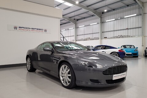 Aston Martin DB9 V12 Technical Data