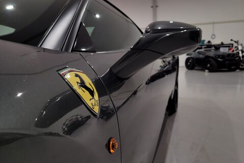 Ferrari 458 ITALIA DCT 24