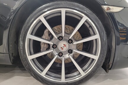 Porsche 911 CARRERA PDK 24
