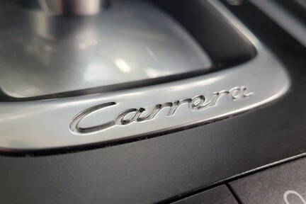 Porsche 911 CARRERA PDK 25