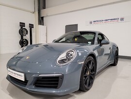 Porsche 911 CARRERA 4 PDK
