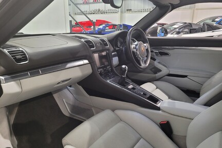 Porsche Boxster 24V S 13