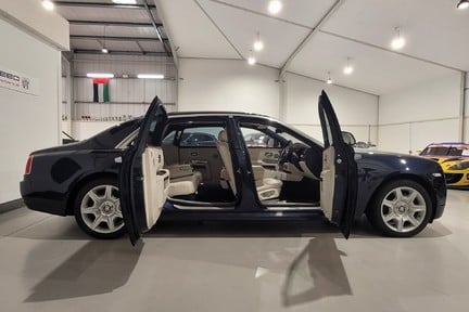 Rolls-Royce Ghost V12 EWB 8