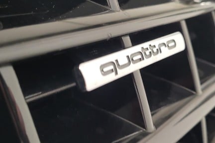 Audi TT QUATTRO SPORT 37