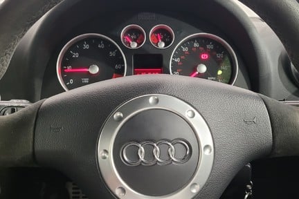 Audi TT QUATTRO SPORT 9
