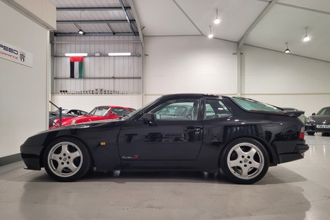 Porsche 944 TURBO 8