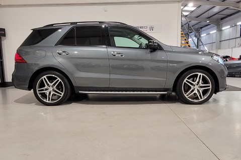 Mercedes-Benz GLE AMG GLE 43 4MATIC PREMIUM PLUS 2