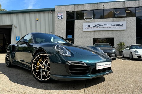 Porsche 911 TURBO S PDK 46