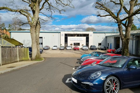 Porsche 911 TURBO S PDK 48