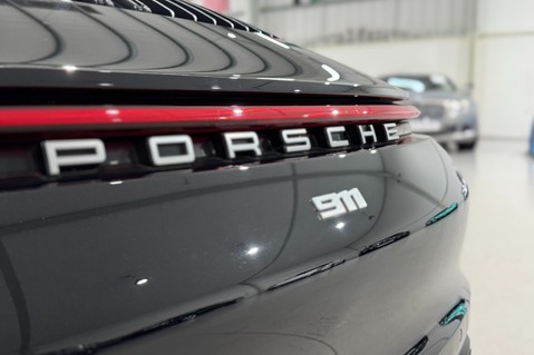 Porsche 911 CARRERA 4S PDK 14