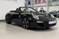 Porsche 911 BLACK EDITION PDK 6