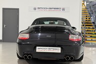 Porsche 911 BLACK EDITION PDK 16