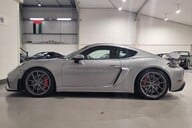 Porsche 718 CAYMAN GT4 8