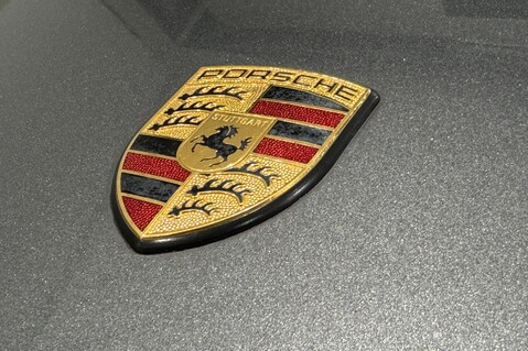 Porsche 911 CARRERA 2 TIPTRONIC S 31